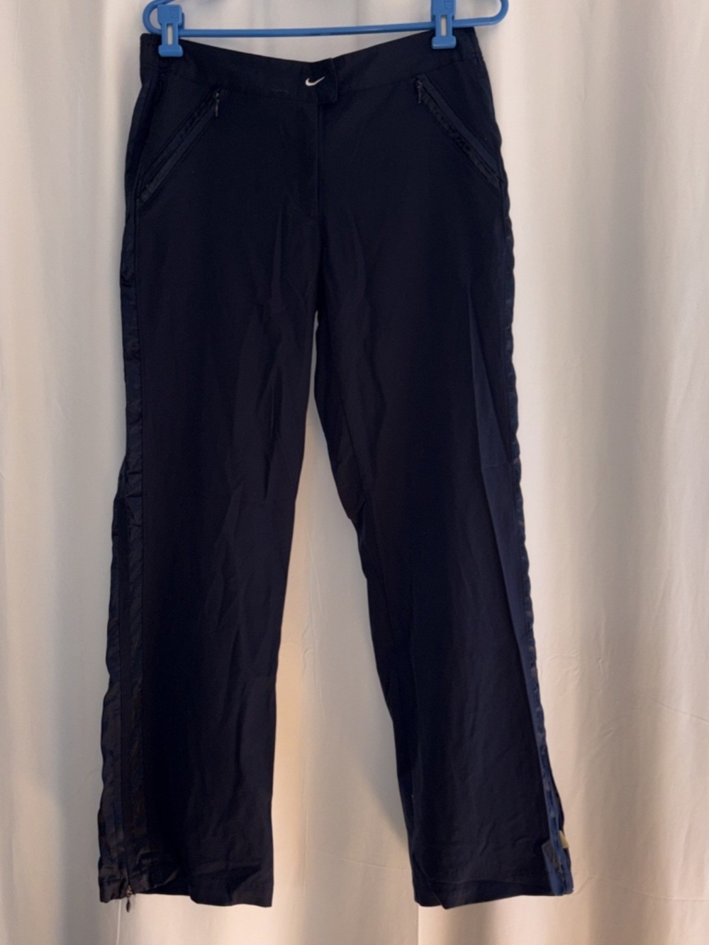 Ladies NIKE Size L 12-14 Dark Blue Casual Golf Pants Satin Accents Zippered Leg